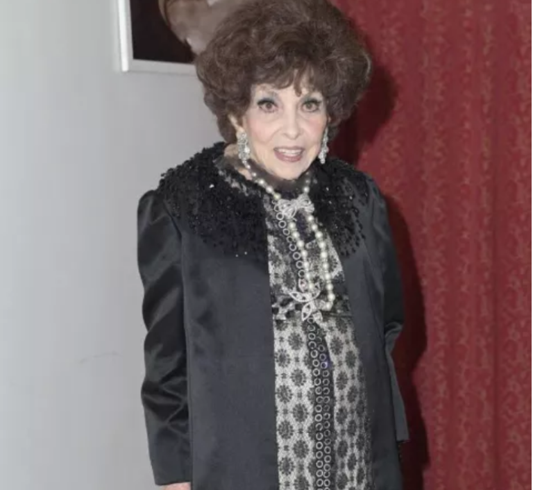The 96yearold Italian film star has changed a lot you won't believe who she is